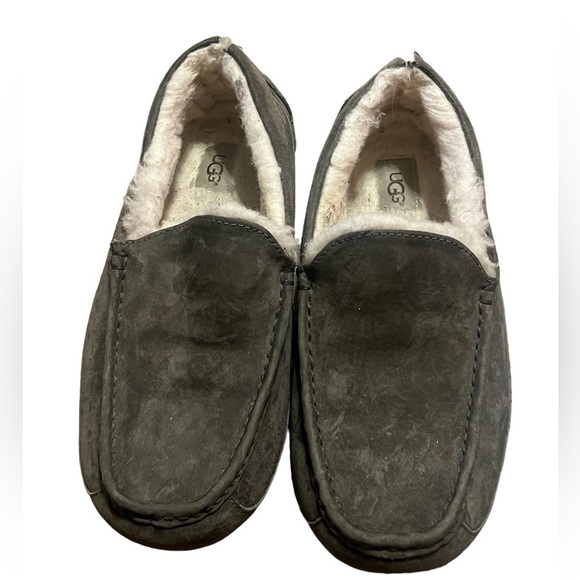 Ugg Ascot men’s leather shearling lined slipper - Picture 1 of 10